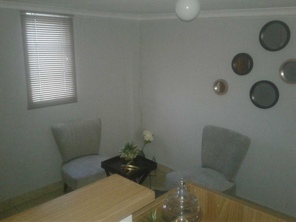 Denver Echo Exec. Guest House 马塞卢 外观 照片